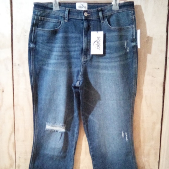 Jordache Distressed Jeans - Picture 2 of 16